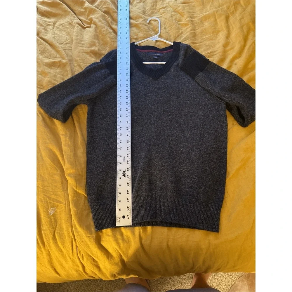 Banana Republic Mens Lambswool V-Neck Sweater Charcoal‎ Gray Black Medium